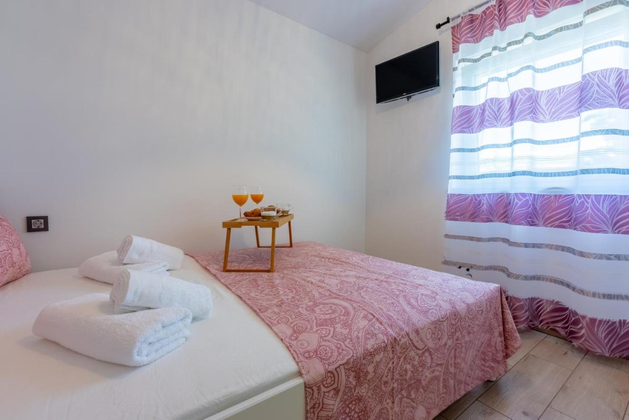 Ferienwohnung Summer Breeze Crikvenica Exterior foto